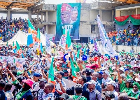Photo: 2027: Tompolo’s PBAT Door-to-Door Movement Mobilises Lagos Residents for Tinubu
